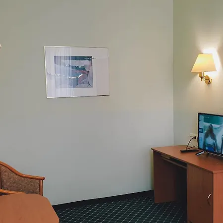 Otel 